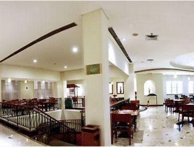 Отель Ibis Surabaya Rajawali