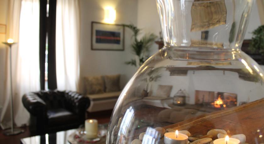 Отель Hotel Charleston