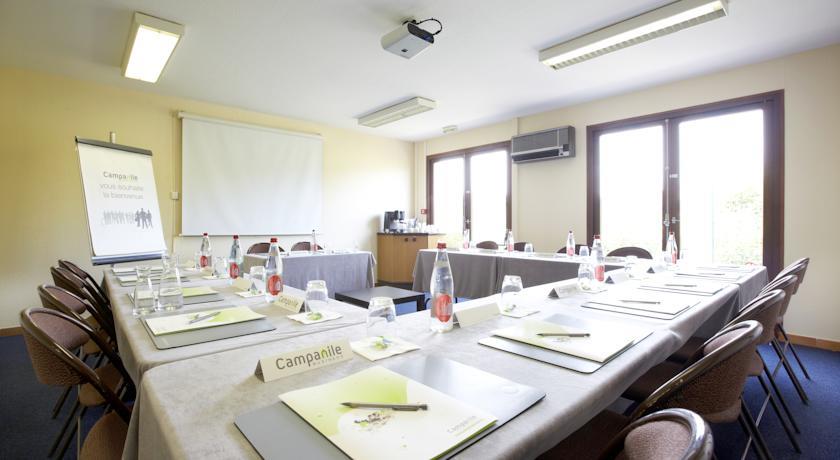 Отель Campanile Salon-De-Provence