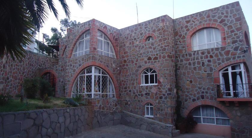 Отель Hotel Petite Casa del Gobernador