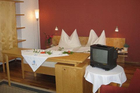Гостевой дом Hotel & Gasthof Klinglhuber