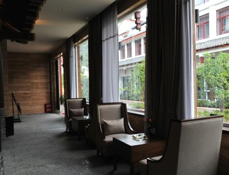 Отель Lijiang Best Li Hotel