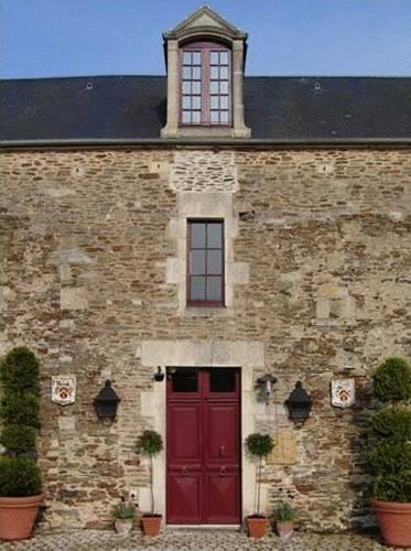 Отель Manoir De La Rivière
