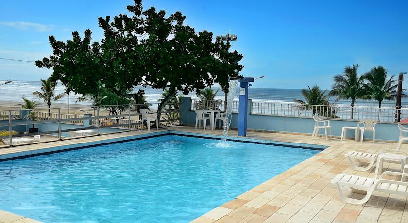 Отель 27 Praia Hotel