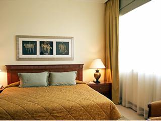 City Seasons Hotel Apartments 