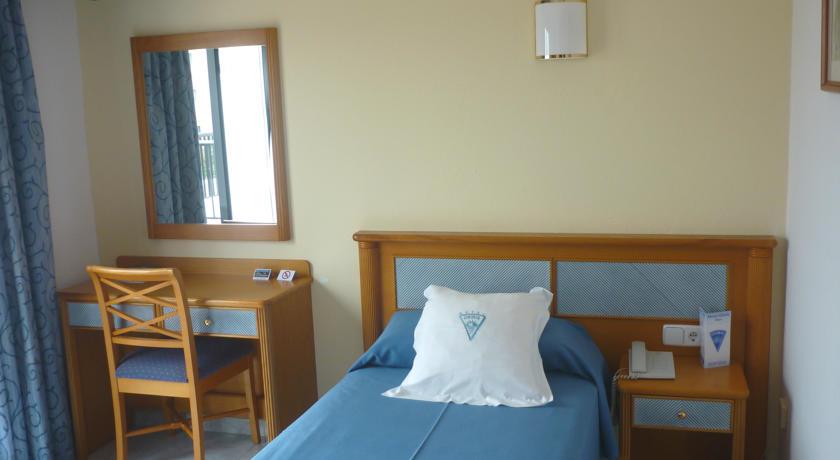 Отель Hotel Osiris Ibiza