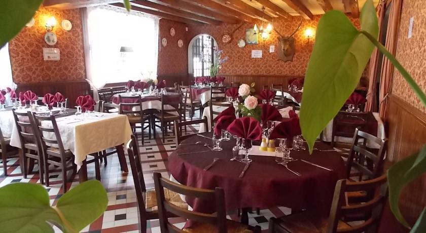 Отель Hostel Du Roy
