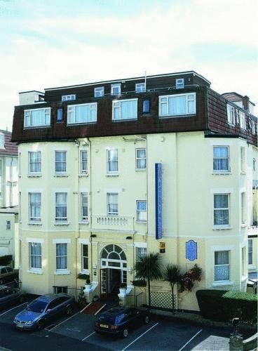 Bourne Hall Hotel