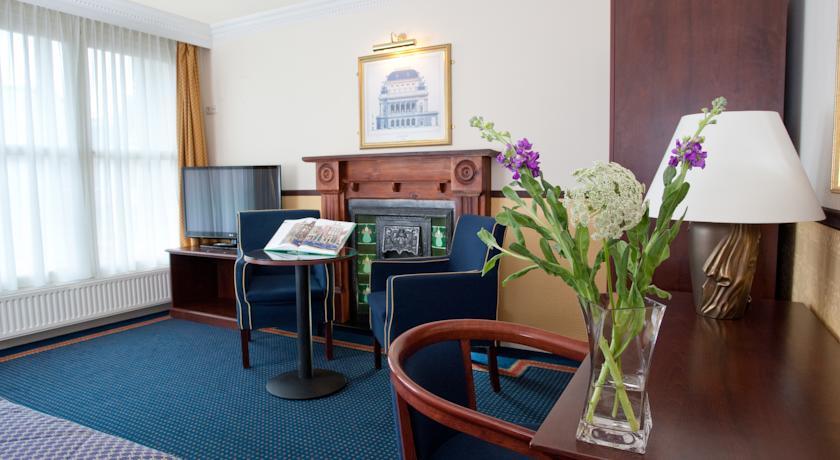 Отель Hotel de Doelen