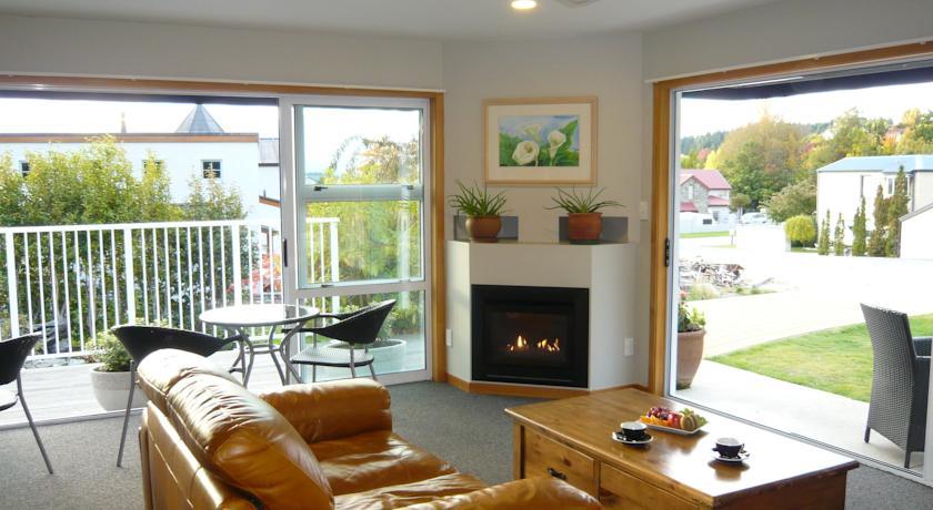 Отель Lake Wanaka Lodge