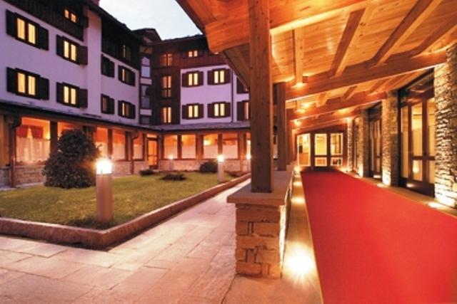 Отель Hotel Alpechiara