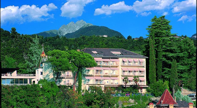 Отель Hotel Tappeiner