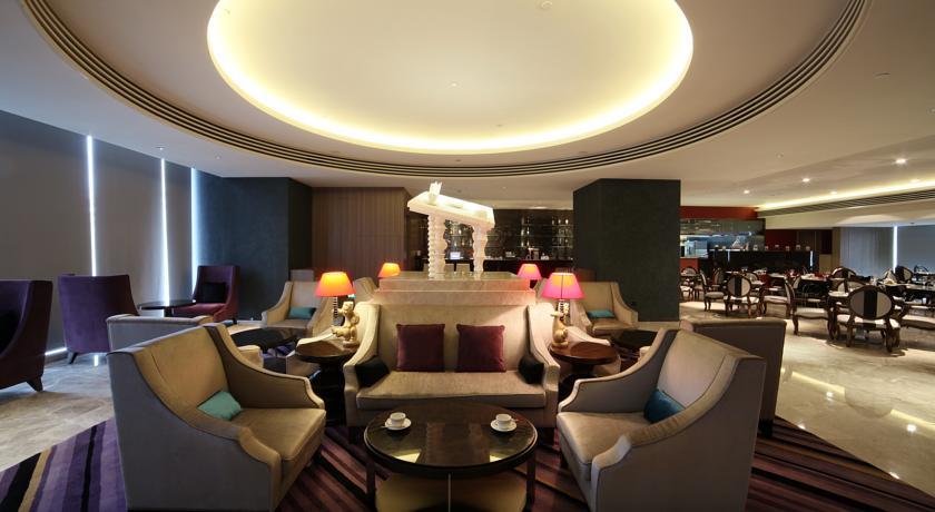 Отель Rhombus Fantasia Chengdu Hotel (Stylish Suite Hotel)