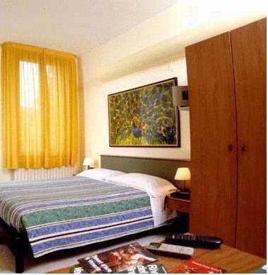 Отель Hotel Martello