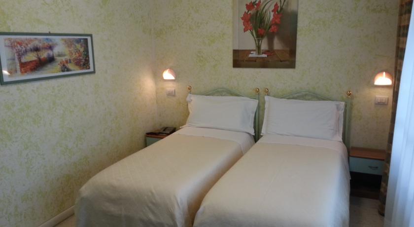 Отель Park Hotel