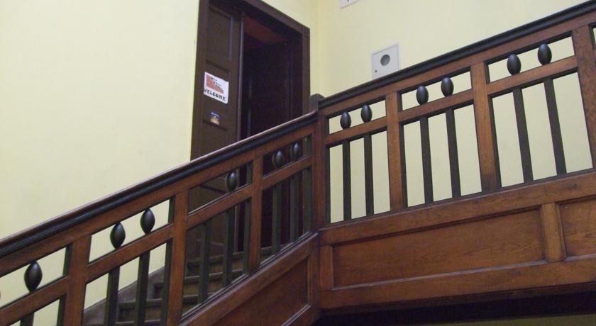 Old Walls Hostel