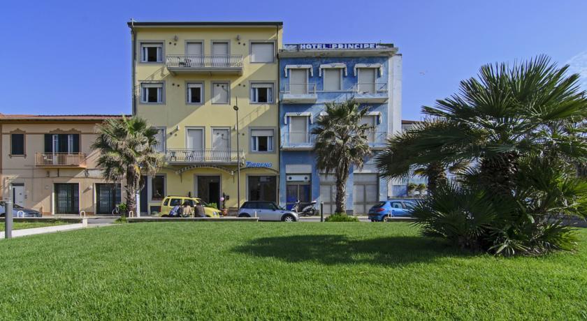 Отель Hotel Nuovo Tirreno