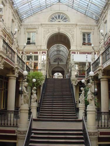Отель Inter Hotel Le Surcouf