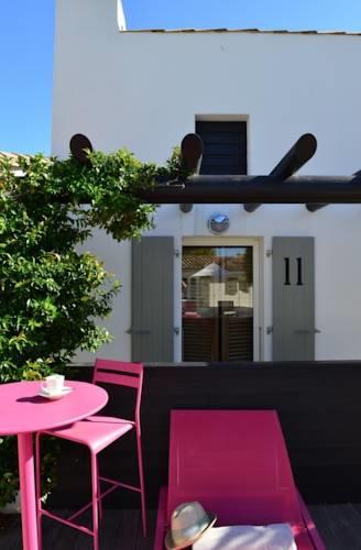 Отель Hotel Les Bois Flottais