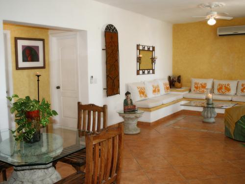 Отель El Encanto Inn & Suites