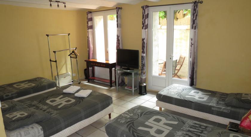 Villa Aramis Guesthouse