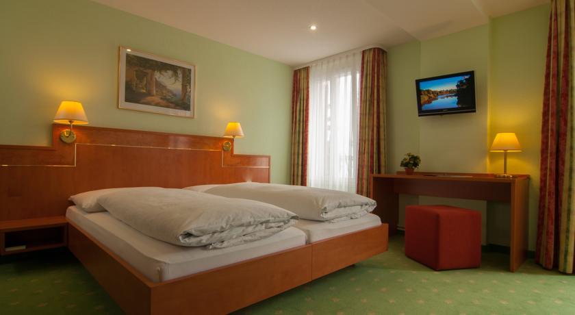 Отель Hotel Seeburg