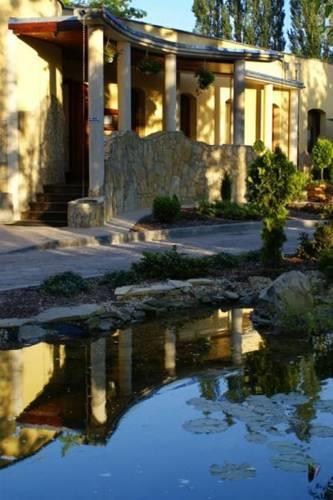 Отель Hotel Trzy Światy Spa & Wellness Rajska WySpa