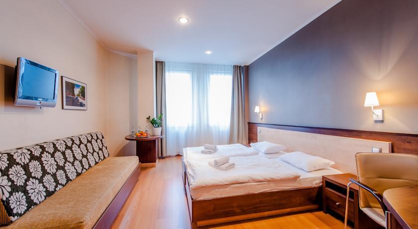 Отель Hotel Centrum