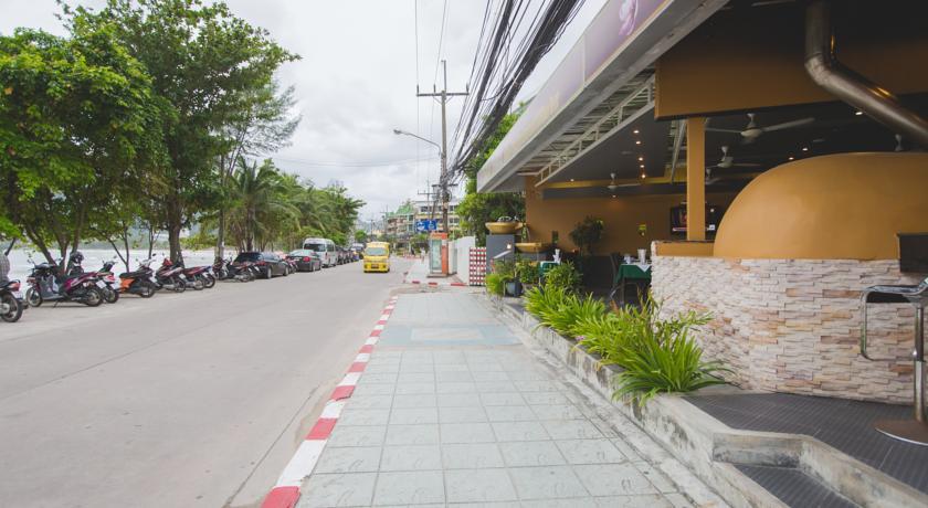 The Front Hotel