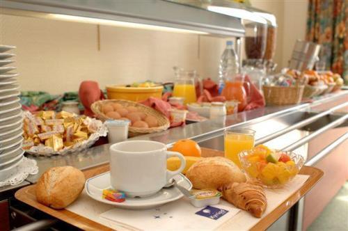 Отель Comfort Annemasse Genève