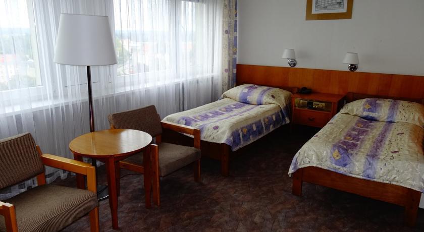 Отель Hotel Gromada Pila