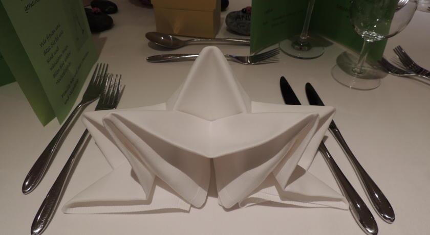 Отель Hotel Restaurant Hirschen
