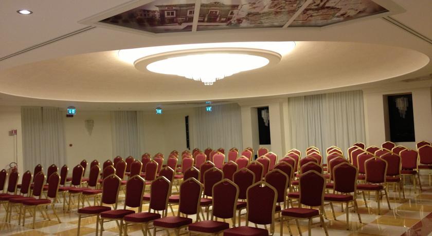 Отель Santa Caterina Park Hotel