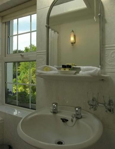 Отель Ross Lake House Hotel
