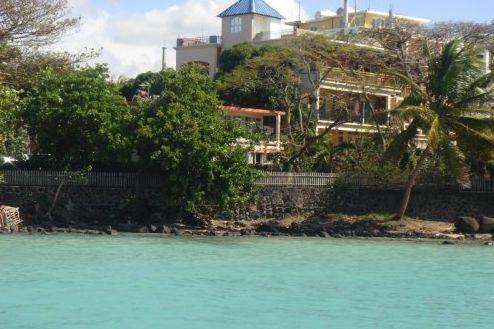 Отель Oceanic Villa