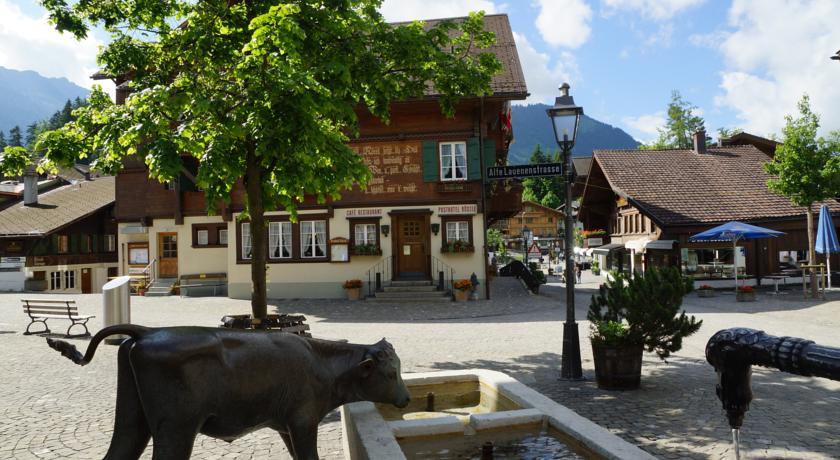 Отель Posthotel Rössli