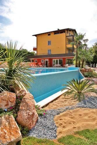 Отель Hotel San Vito