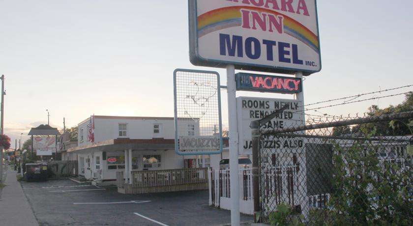AA Niagara Inn Motel