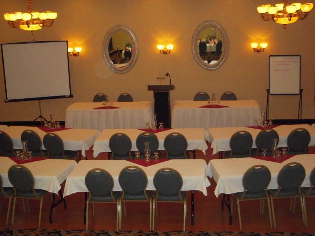 Отель Quality Inn Shenandoah Valley