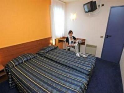 Отель Mister Bed Saran