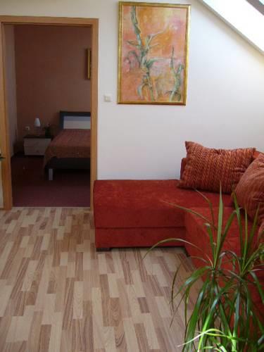 Апартаменты Central Apartman Sopron