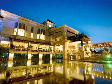 Отель Eastwood Valley Golf & Country Club