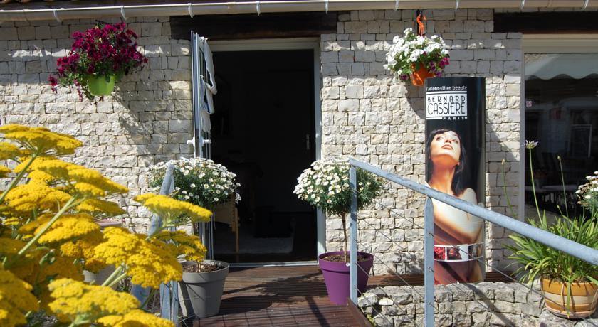 Отель Hôtel Le Peu Breton