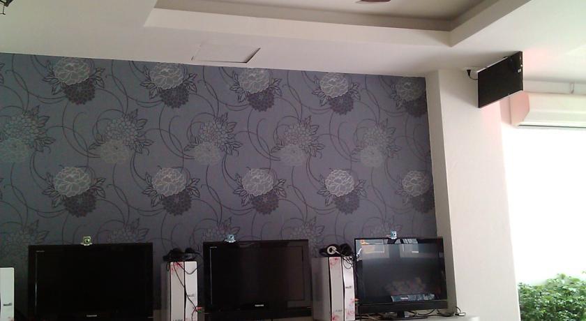 Ea-sy Condotel