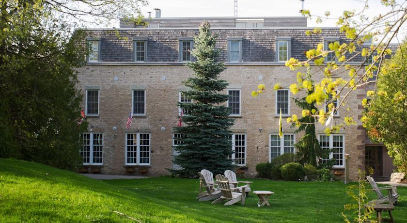 Отель Millcroft Inn & Spa