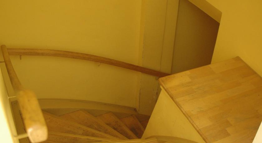 Buch-Ein-Bett Hostel
