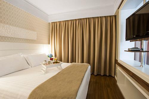Отель Swan Tower Porto Alegre