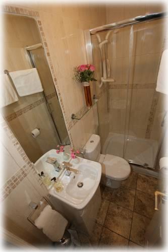 Мини-отель Greenmount Bed and Breakfast