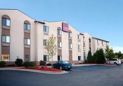 Отель Comfort Suites Auburn Hills