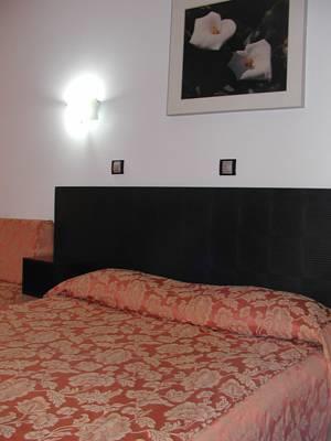 Отель Hotel Eden